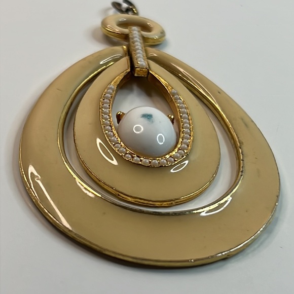 ART Signed Oversized Pendant - Picture 3 of 12